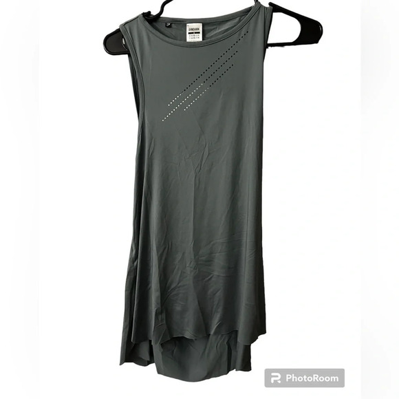GYMSHARK Women Sport Top Small Breathable Open Back Laser Cut Logo Tank - Picture 1 of 6